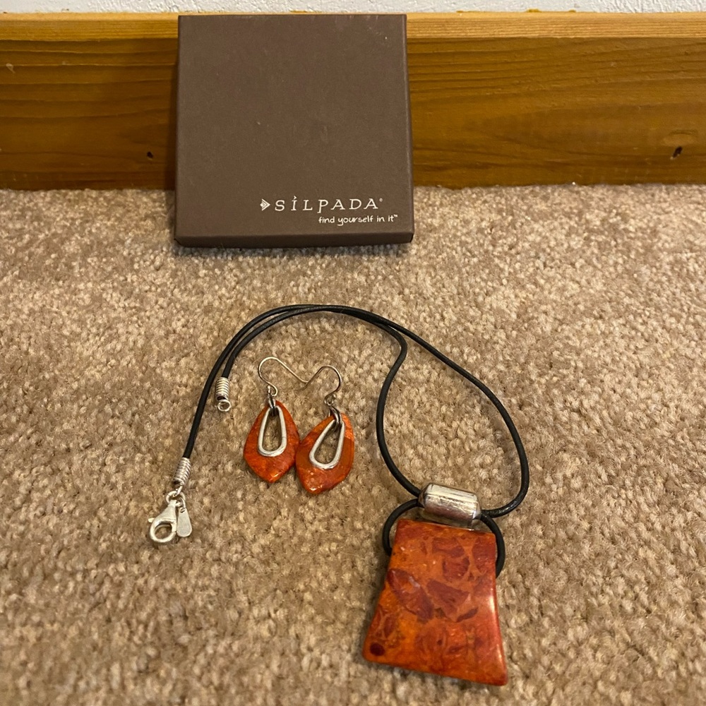Silpada sterling silver necklace and earrings.